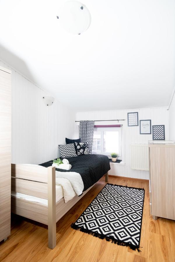 Cosy & Comfy - Old Town Apartment Poznan Exterior photo
